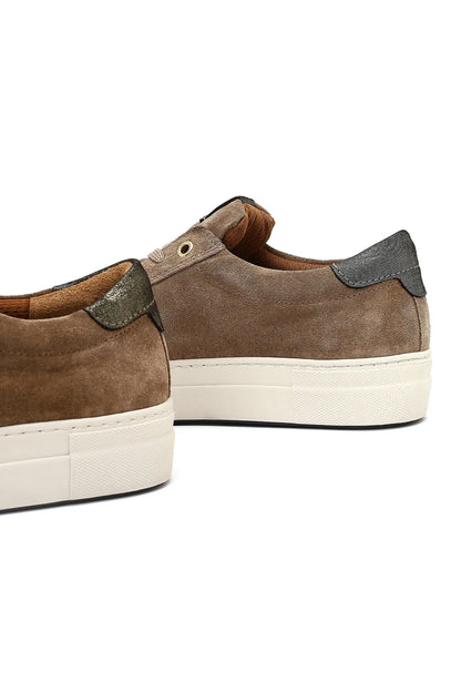 Kadın Bej Bağcıklı Kalın Tabanlı Süet Deri Sneaker