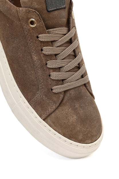 Kadın Bej Bağcıklı Kalın Tabanlı Süet Deri Sneaker