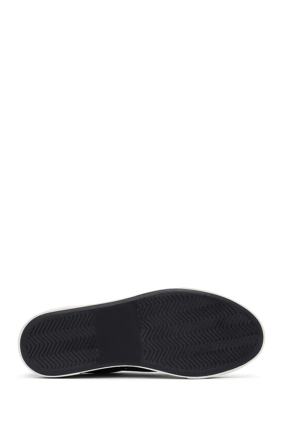 Kadın Siyah Bağcıklı Kalın Tabanlı Deri Sneaker