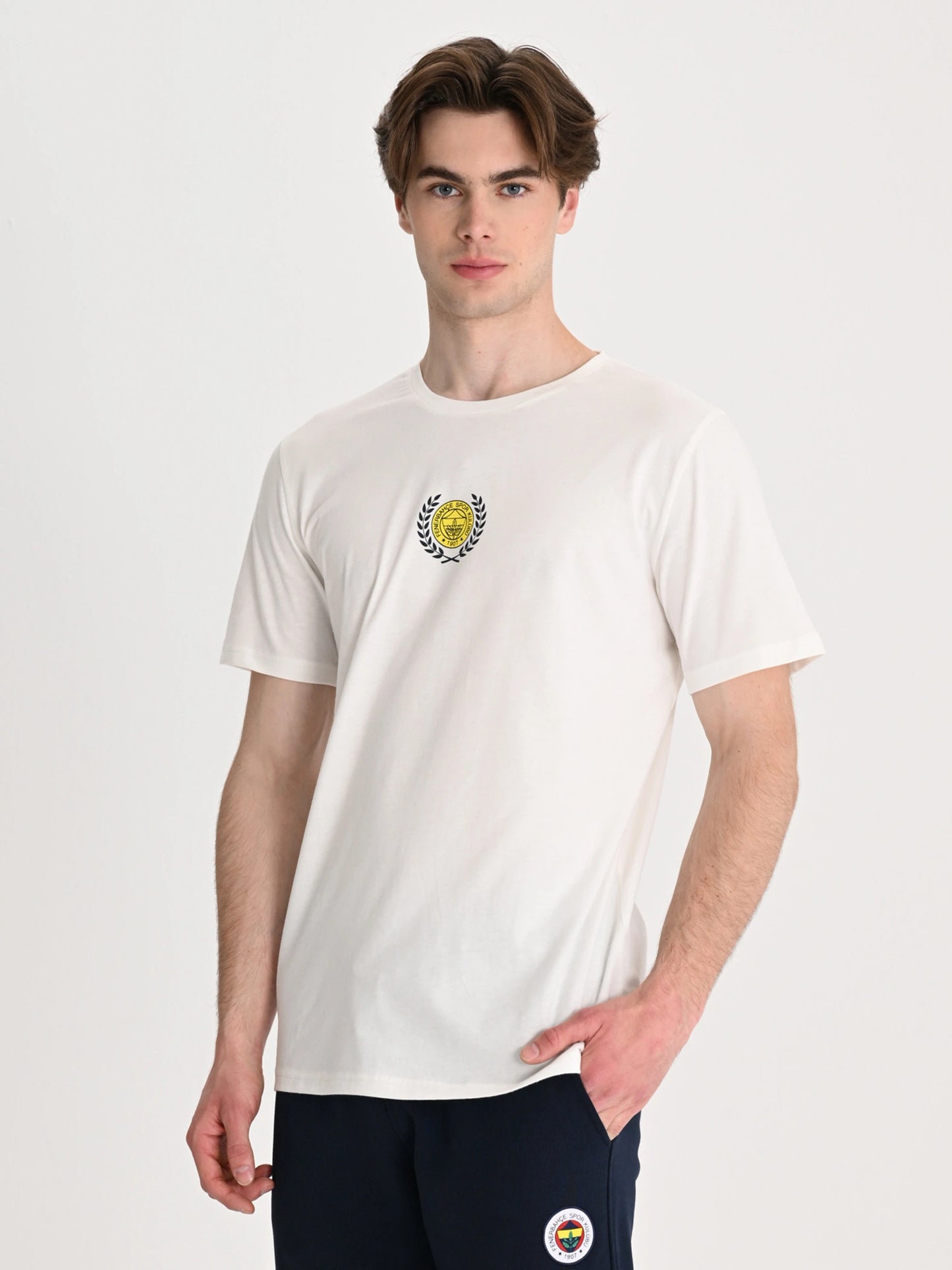Fenerbahçe Ekru Kolej Çelenk Logolu Erkek Tshirt