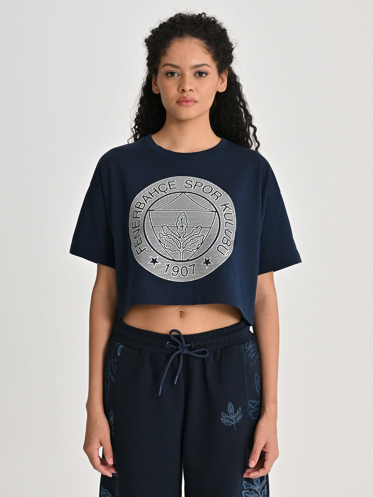 Fenerbahçe Lacivert Tribün Hologram Logolu Kadın Crop Oversize Tshirt