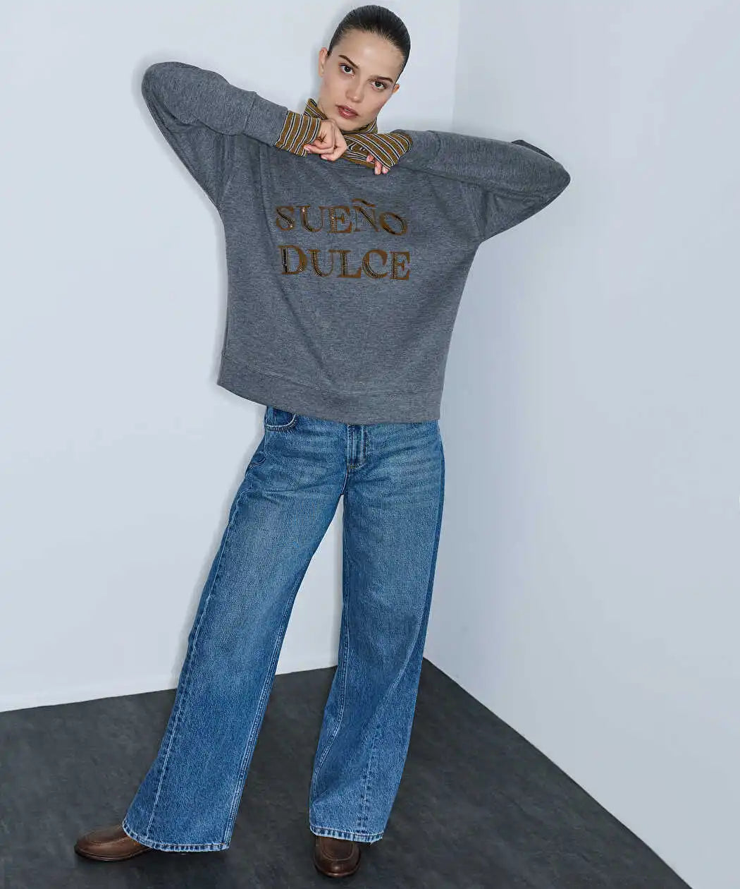 Gri Çift Parça Görünüm Işlemeli Sweatshirt Iw6260091121126 | Ipekyol
