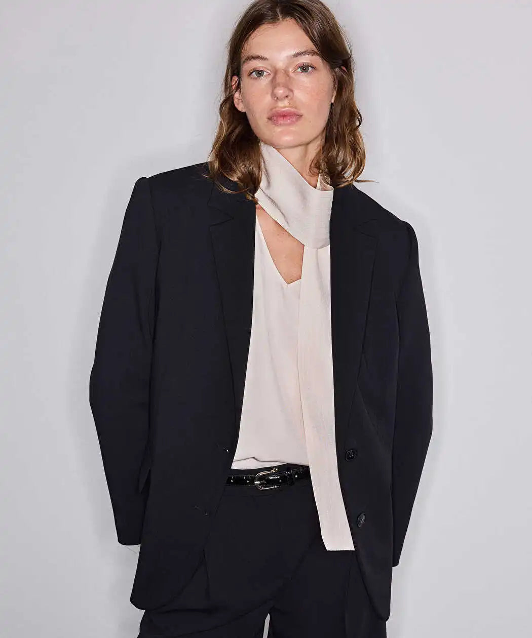 Siyah Vatkalı Oversize Blazer Iw6260106130001 | Ipekyol