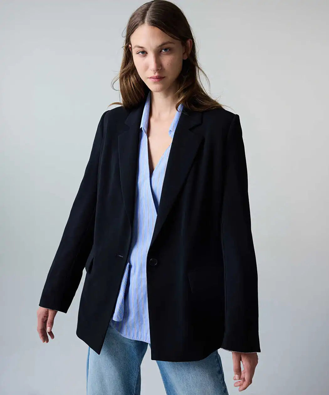 Siyah Vatkalı Uzun Blazer Iw6260005125001 | Ipekyol
