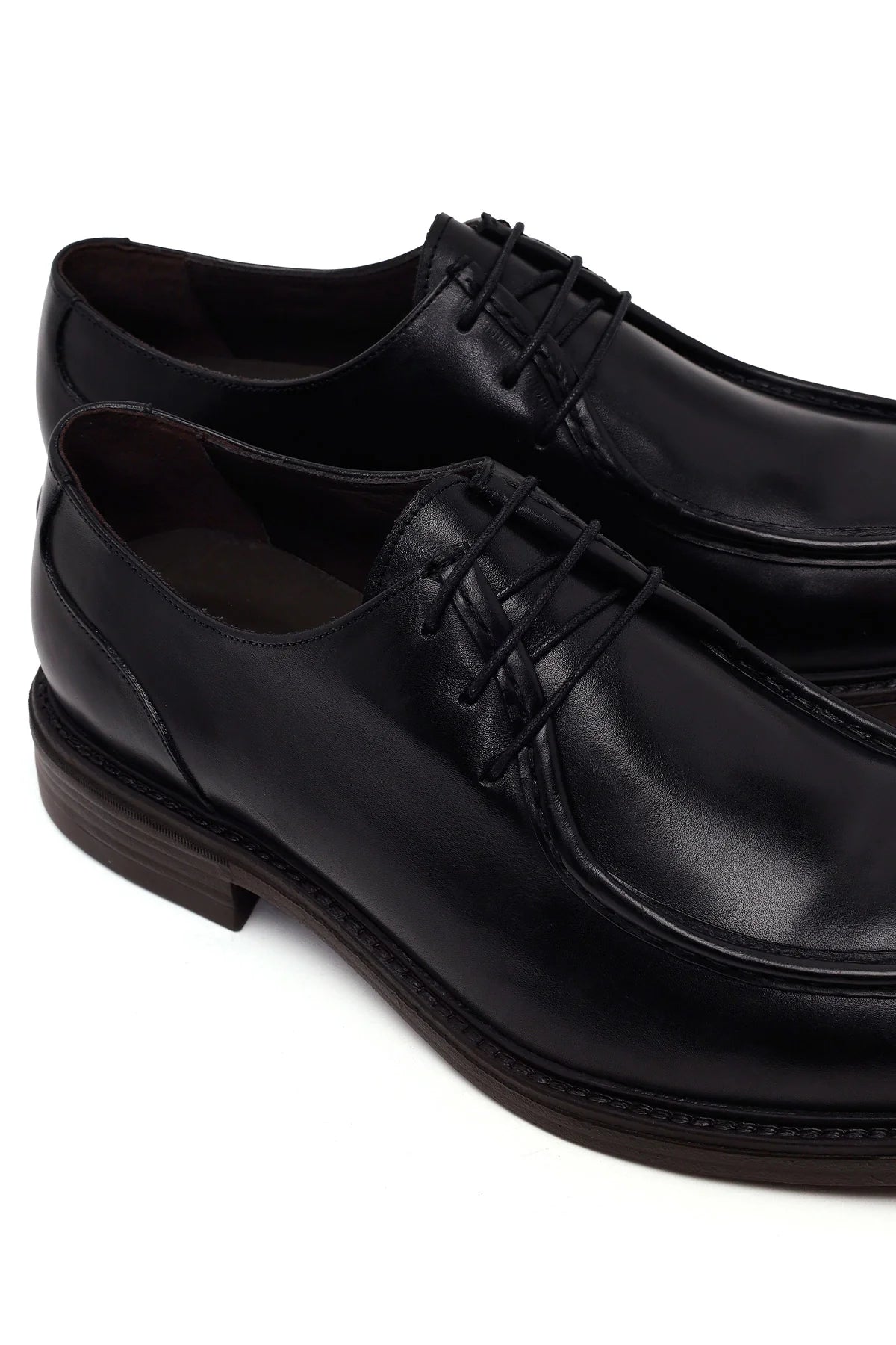 Derimod Black Erkek Siyah Bağcıklı Deri Casual Ayakkabı