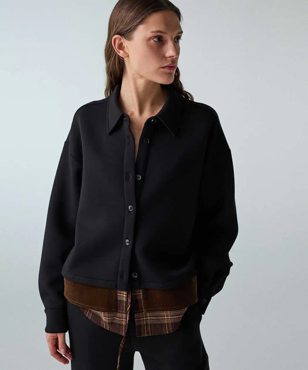 Siyah Kontrast Katmanlı Oversize Gömlek Iw6260025144001 | Ipekyol