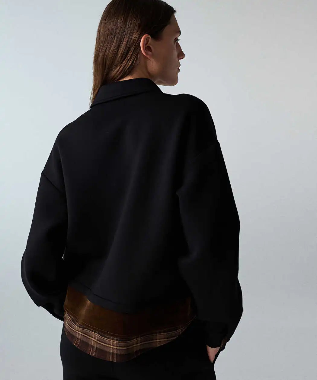 Siyah Kontrast Katmanlı Oversize Gömlek Iw6260025144001 | Ipekyol