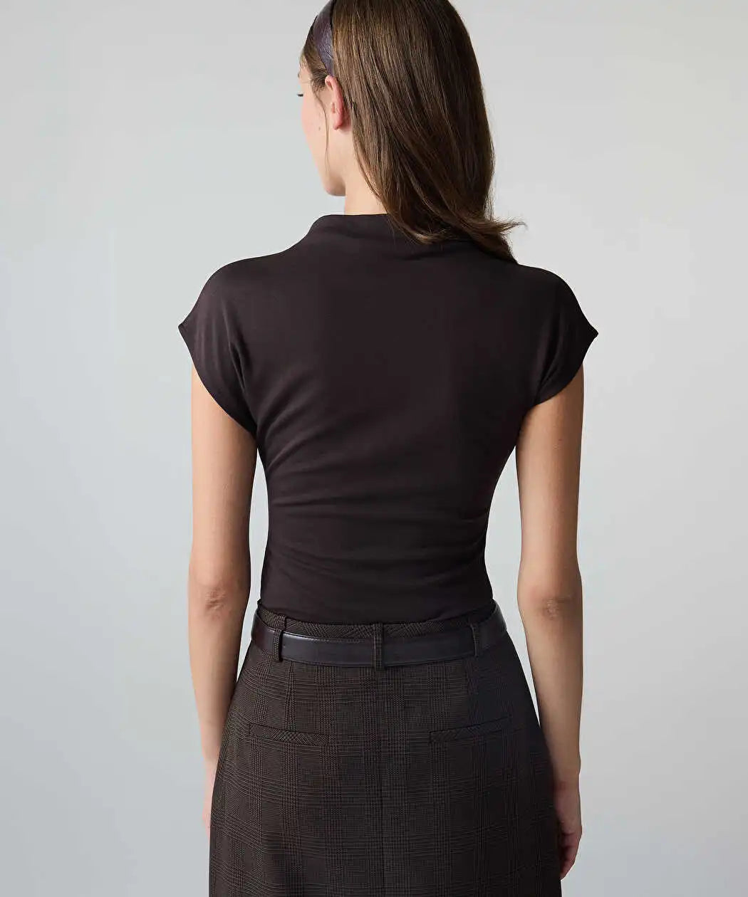 Kahverengi Yüksek Yaka Basic Body Iw6260070192074 | Ipekyol