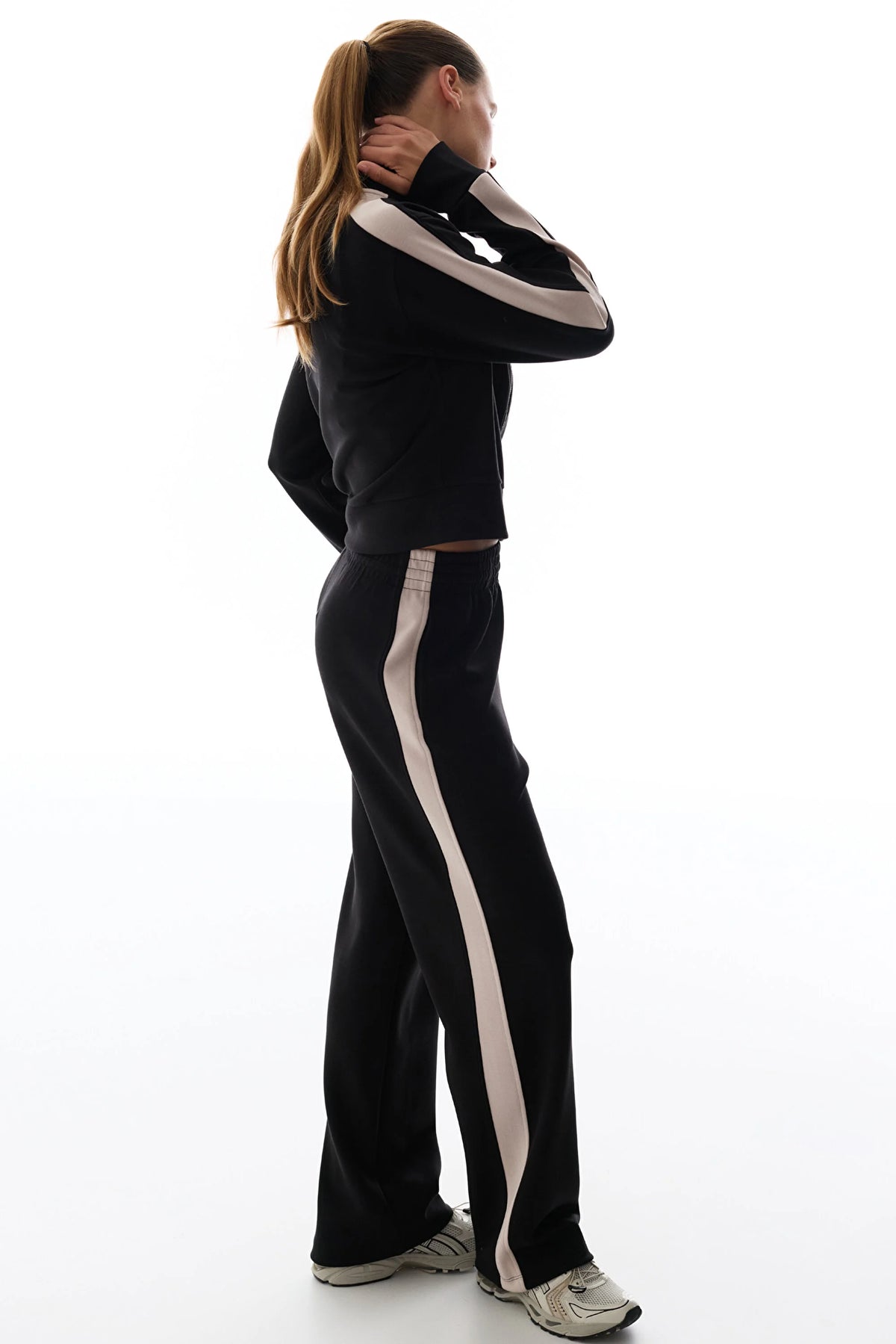 Siyah Ipeksi Dokunuş Silky Touch Şerit Detaylı Pantolon