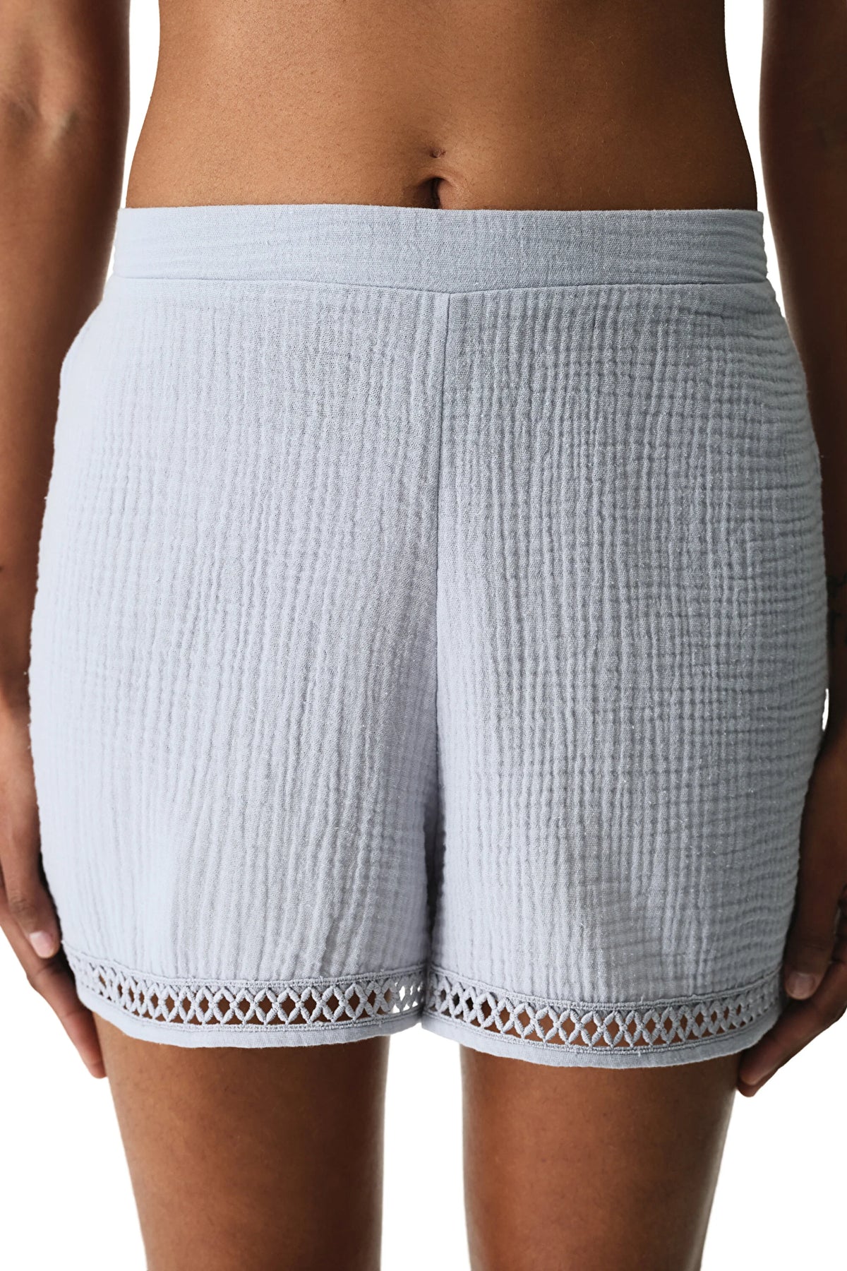 Gri Lessi Trim Şort