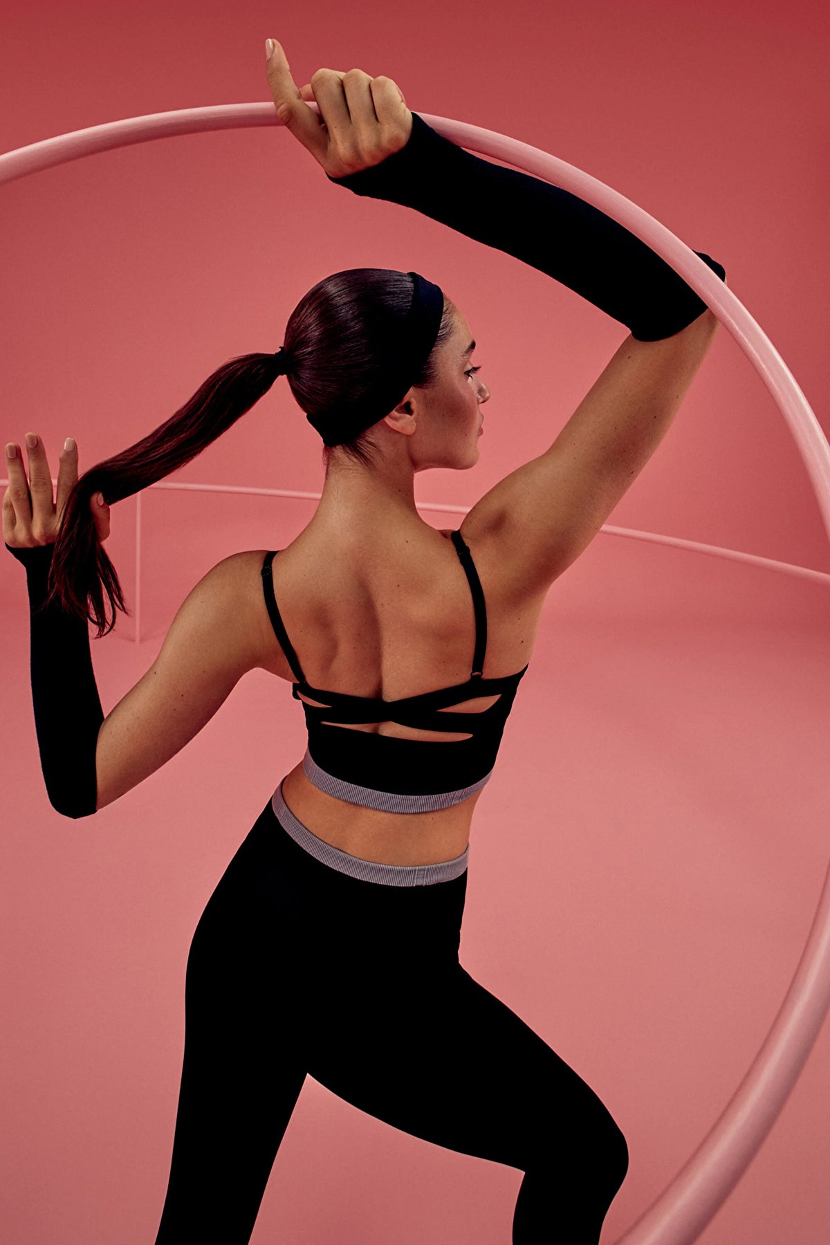 Siyah Çizgili Dikişsiz Seamless Spor Sütyeni