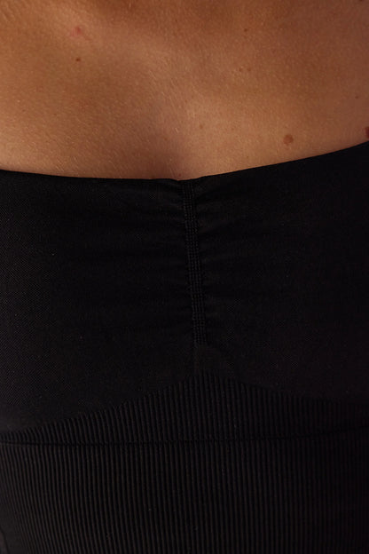 Siyah Çizgili Dikişsiz Seamless Spor Sütyeni
