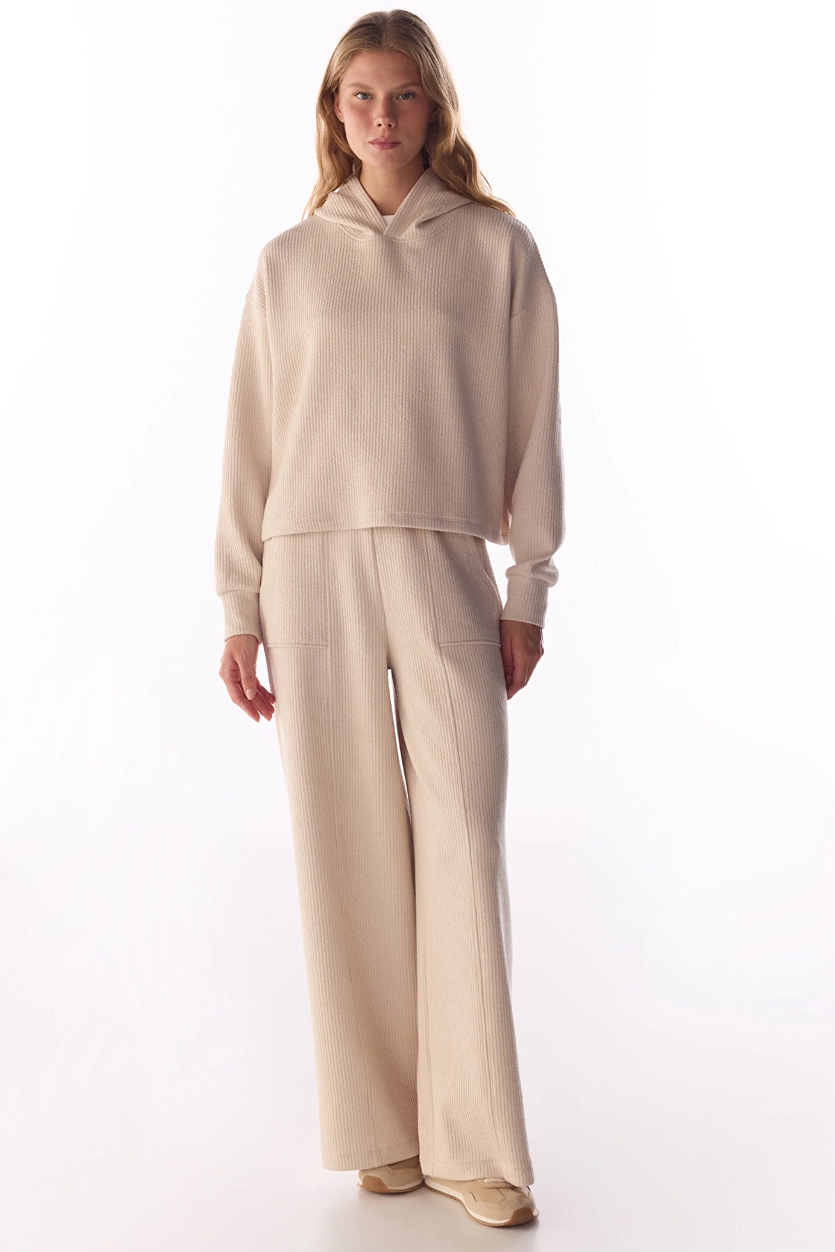 Pastel Bej Fitilli Uzun Kollu Sweatshirt
