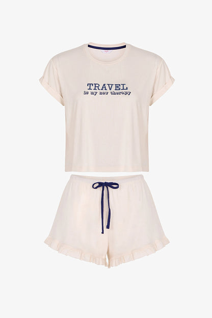 Ekru Travel Slogan Desenli Fırfırlı Kısa Kollu Şort Pijama Takımı
