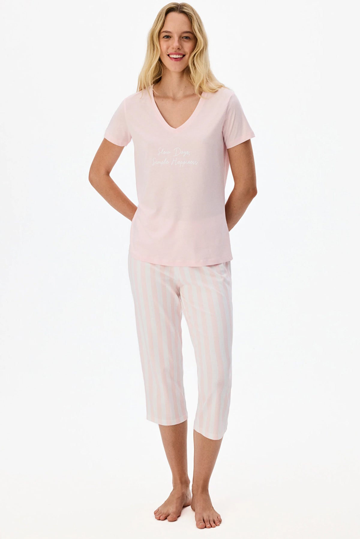 Pembe Slow Days Çizgili Kısa Kollu Kapri Pijama Takımı
