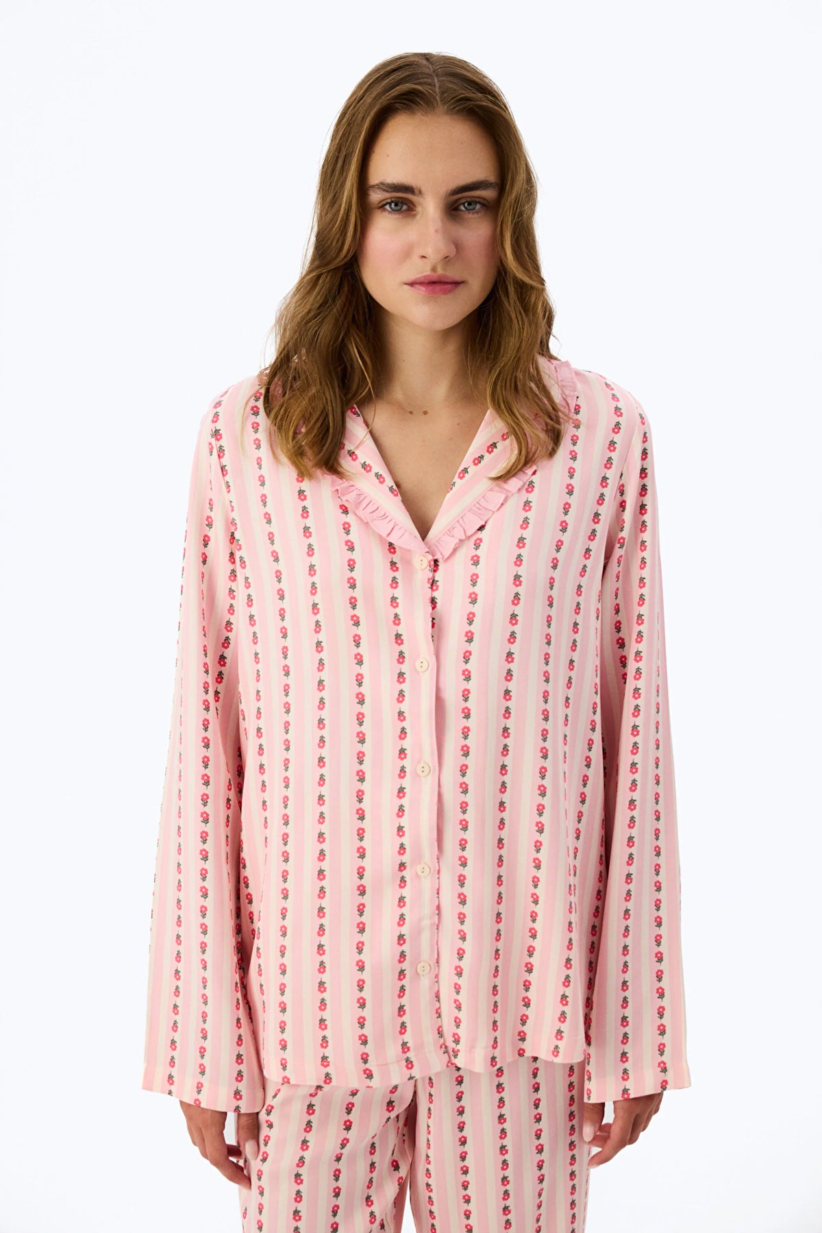 Açık Pembe Chloe Çiçekli Fırfırlı Uzun Kollu Gömlek Pantolon Pijama Takımı