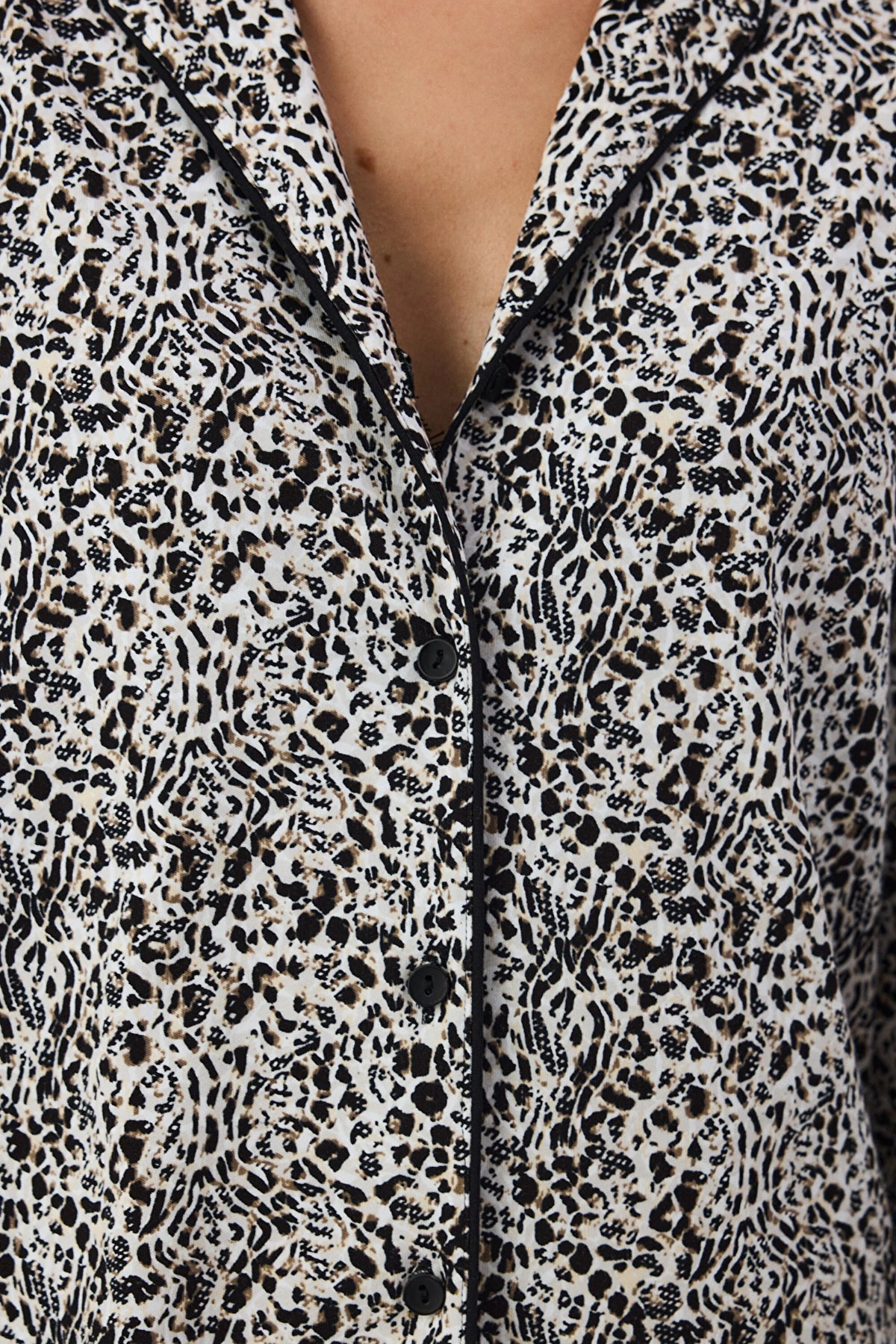 Ekru Noir Garden Leopar Desenli Uzun Kollu Gömlek Pantolon Pijama Takımı