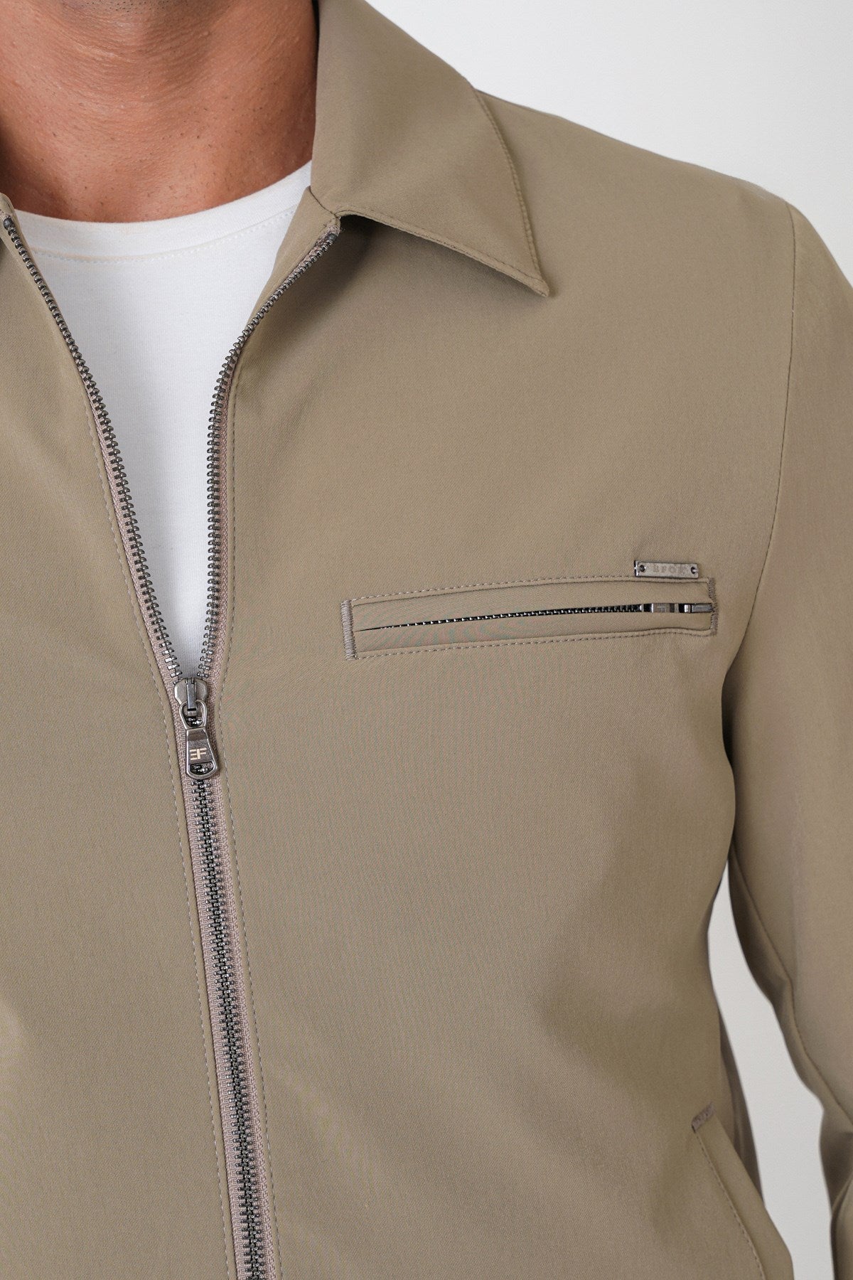 Slim Fit Önü Fermuarlı Etek Kol Ribanalı Esnek Bej Mont Mt 184