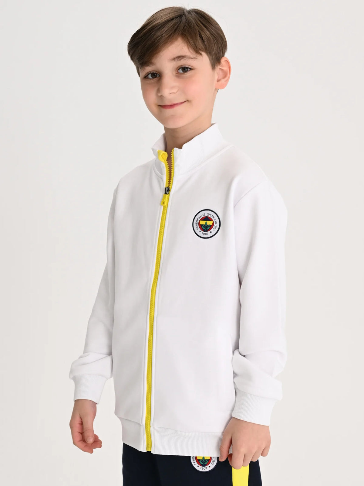 Fenerbahçe Beyaz Tribün Sırt Baskılı Çocuk Sweatshirt