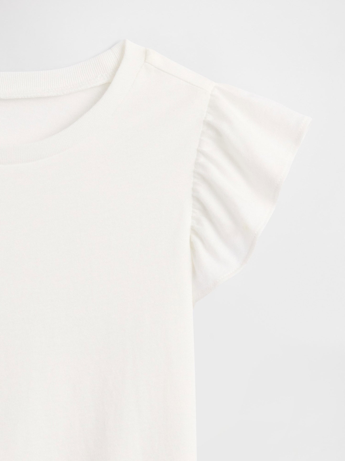 Beyaz Flutter Sleeve T-shirt
