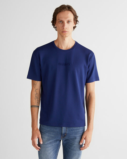 Emboss C-neck T-shirt