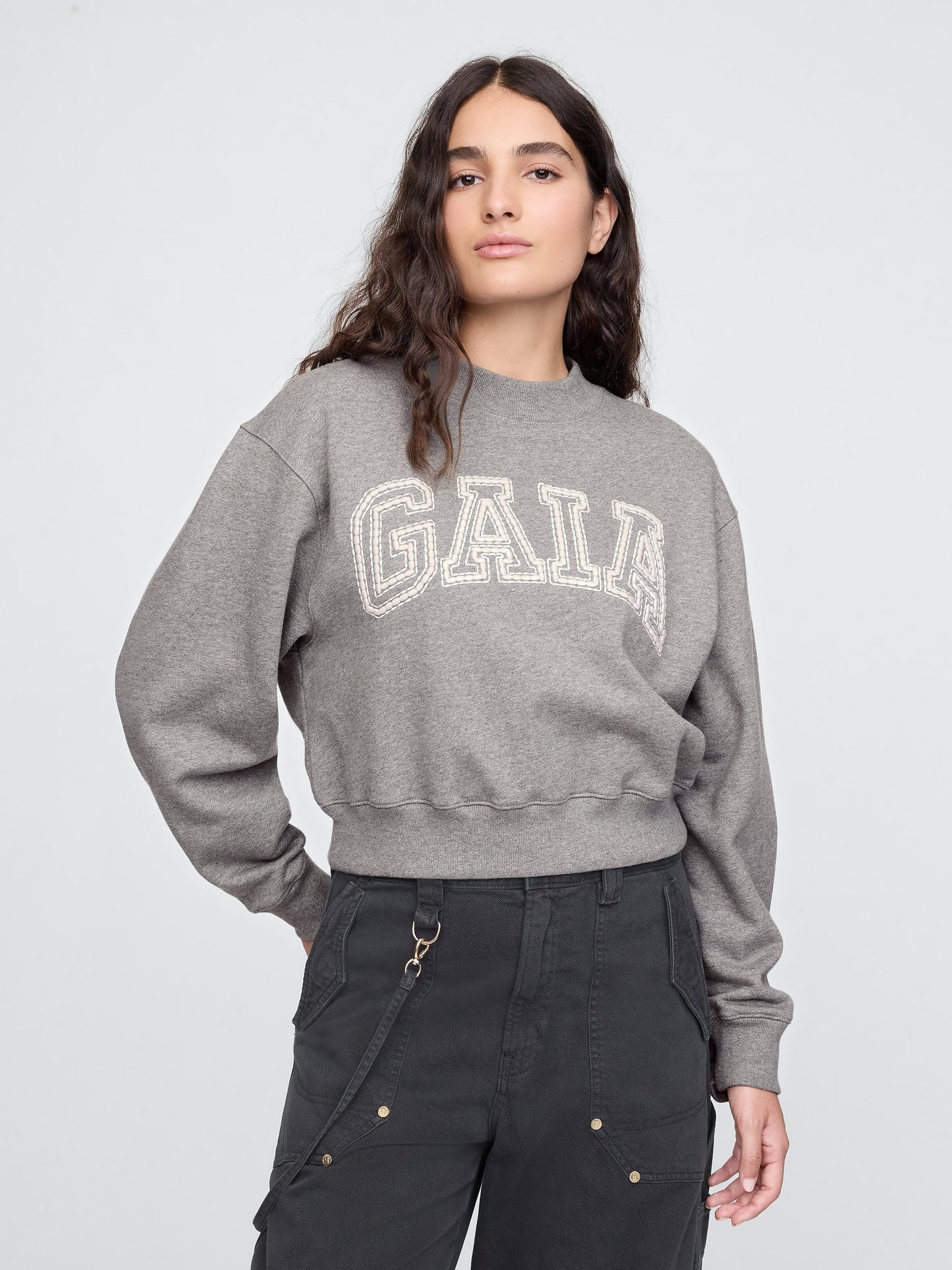 Gri Gap X Cult Gaia Crop Logo Sweatshirt