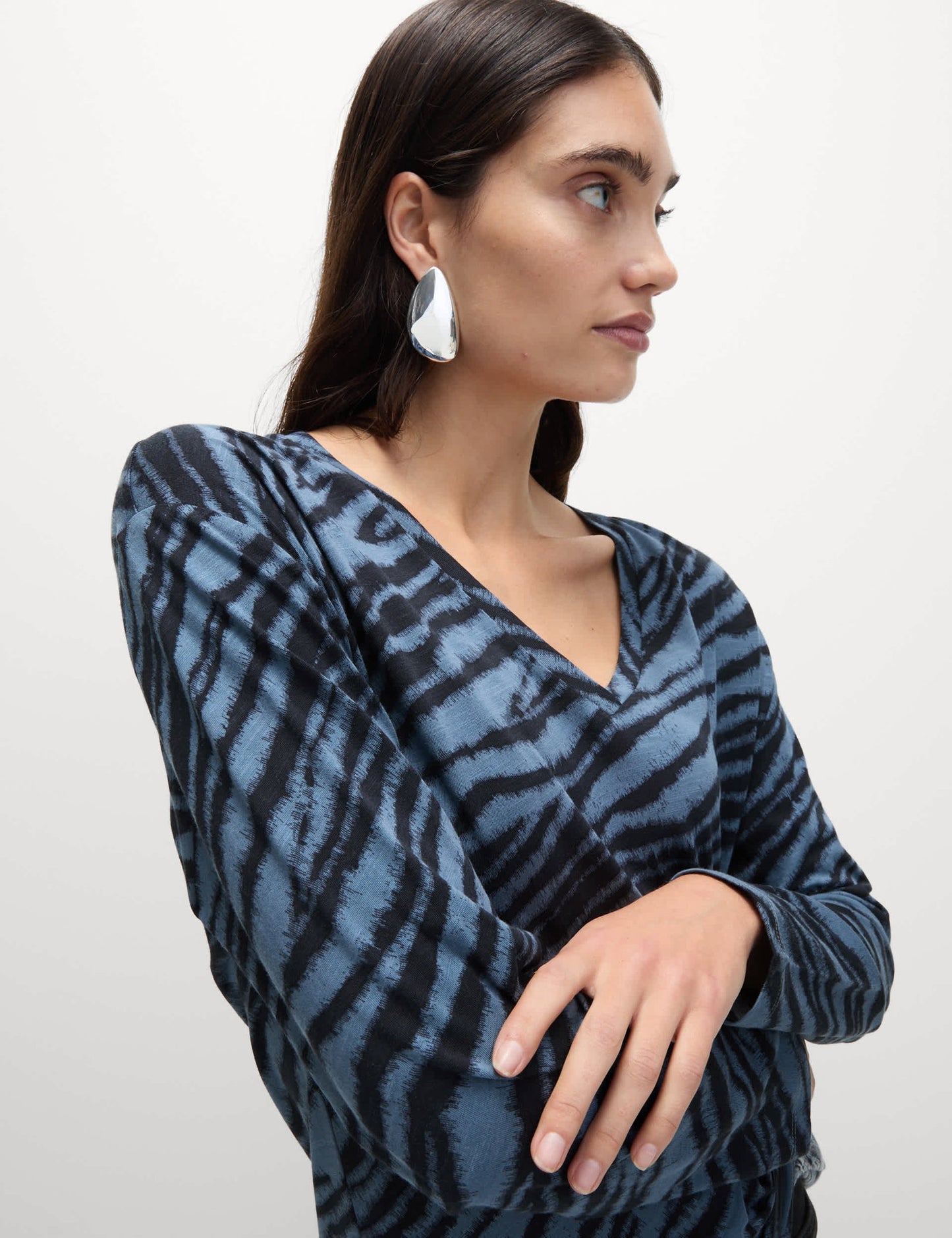 Modal V-yaka Relaxed Fit Bluz