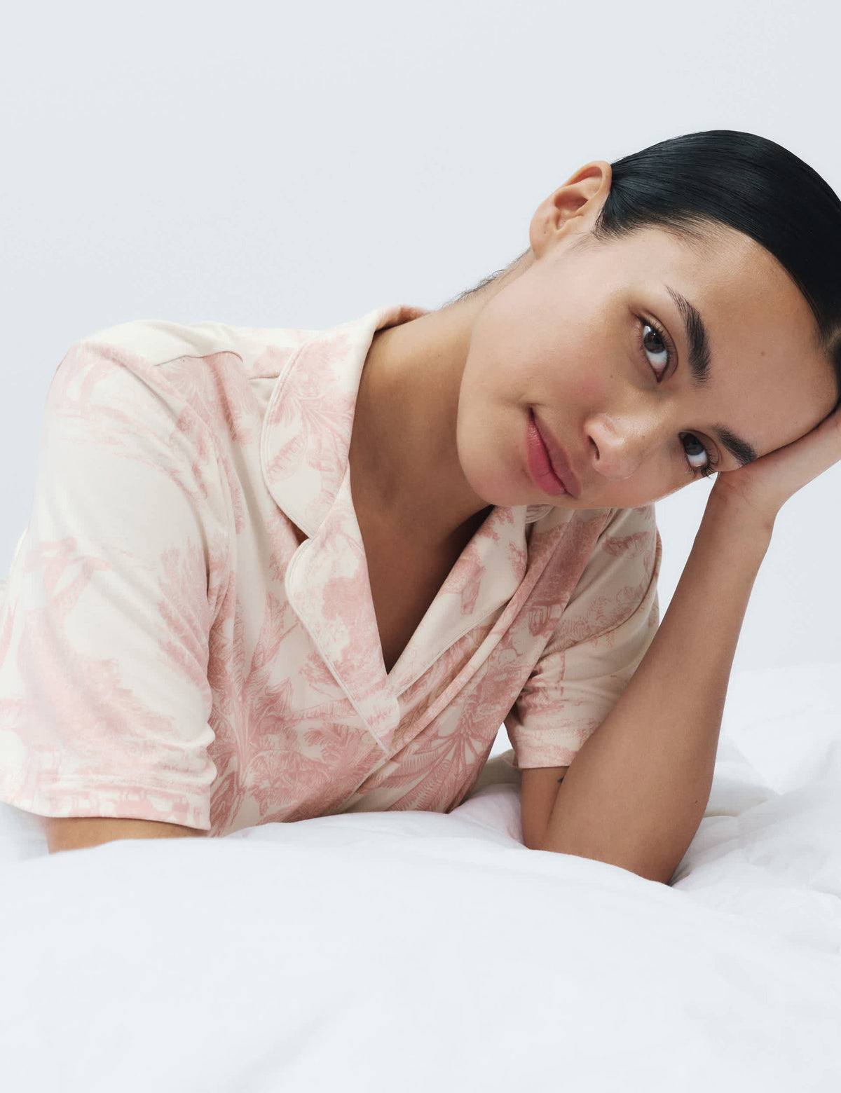 Desenli Pijama Takımı