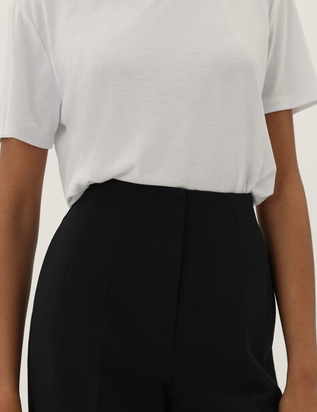 Yüksek Bel Tapered Fit Pantolon