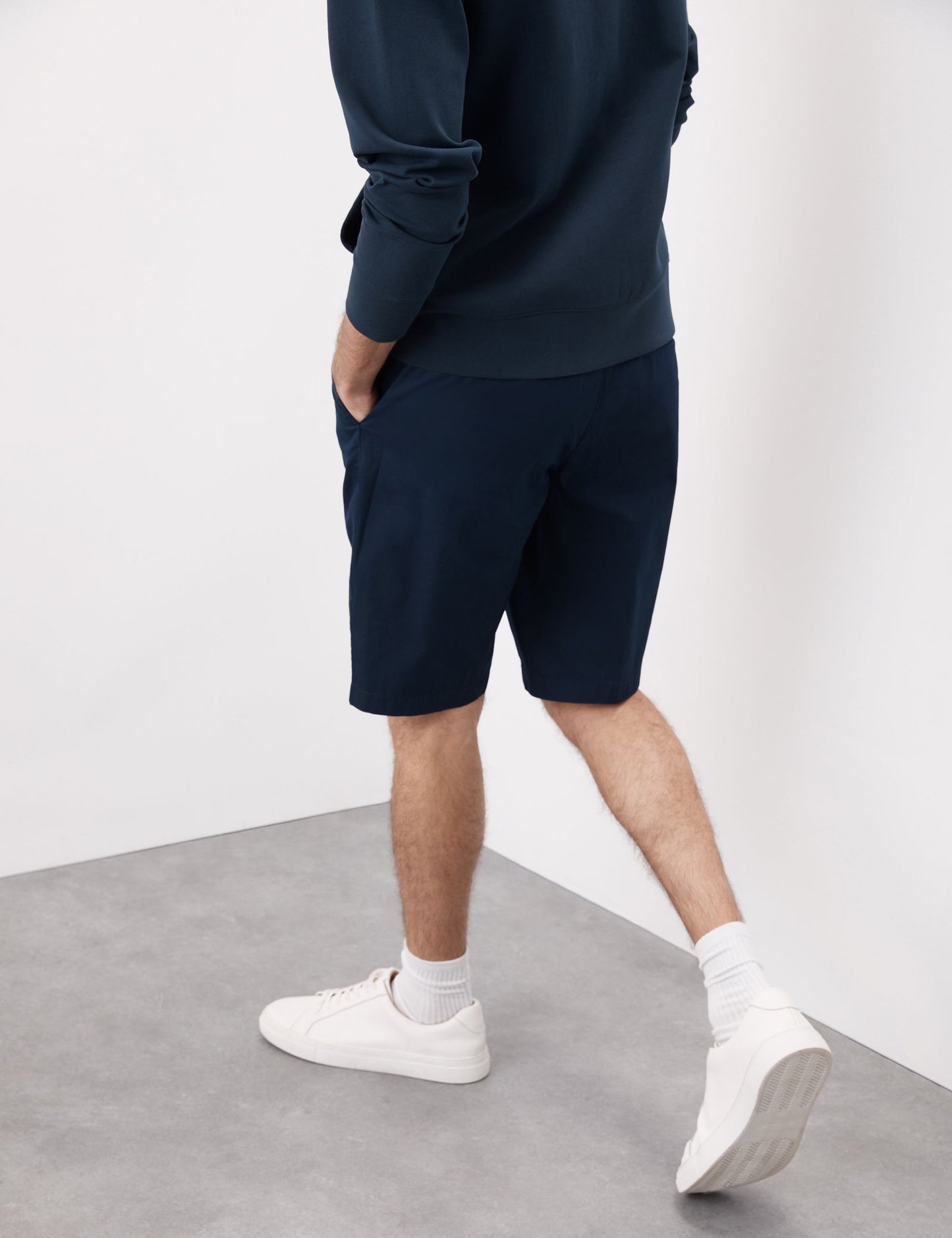 Pamuk Karışımlı Regular Fit Lightweight Chino Şort