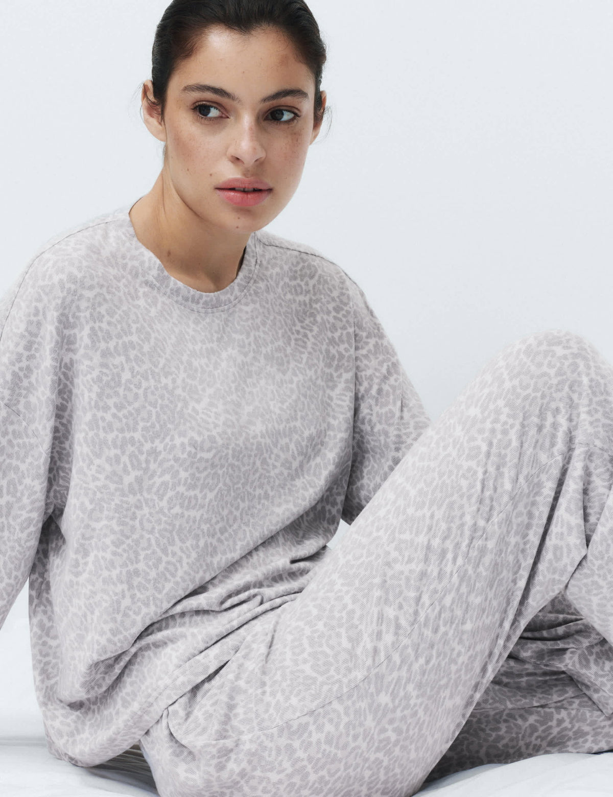 Desenli Pijama Takımı