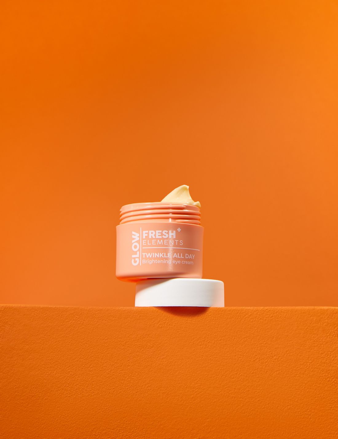 Twinkle All Day Parlaklaştırıcı Göz Bakım Kremi 15 Ml