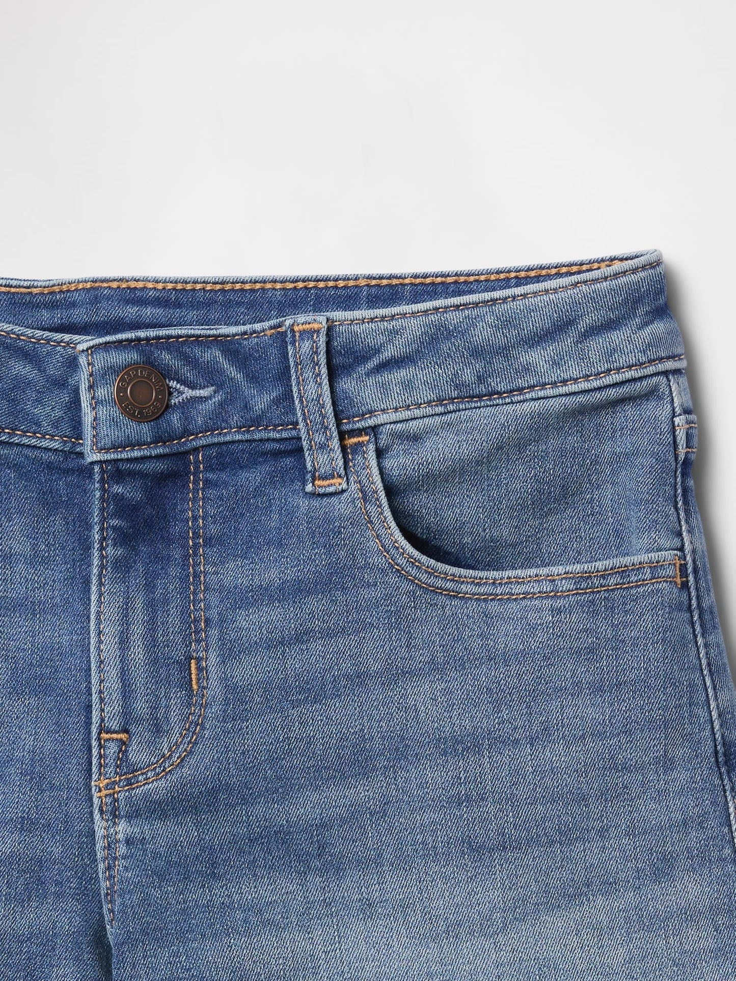 Mavi Denim Midi Şort