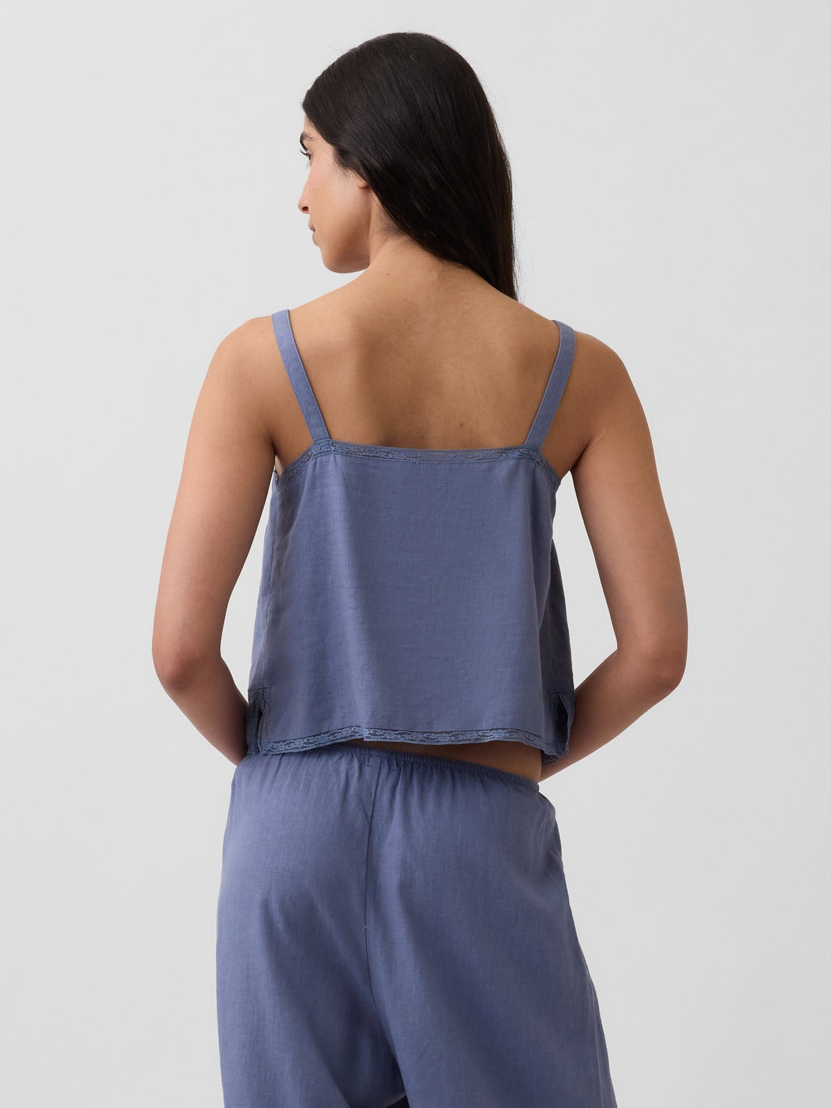 Beyaz Keten Karışımlı Pintuck Kısa Askılı Pijama Üstü