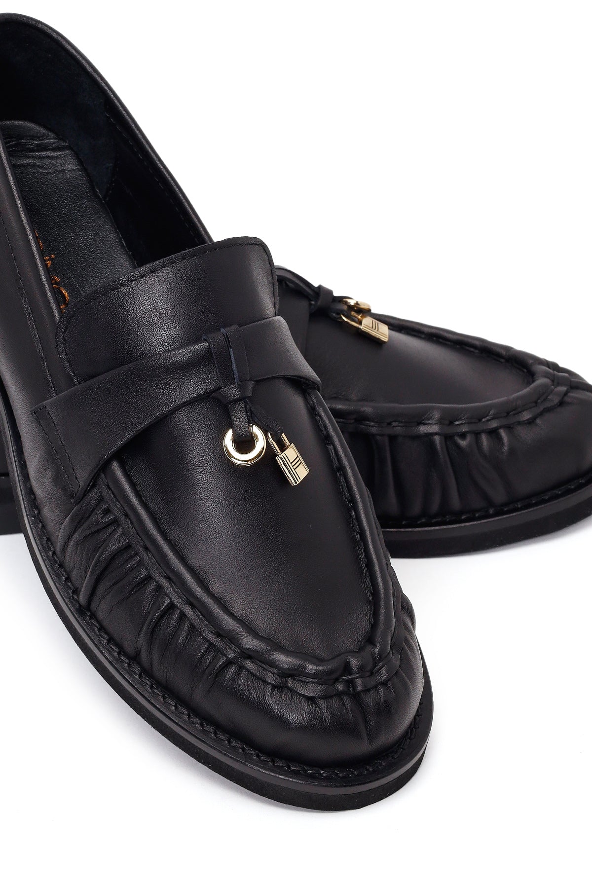 Kadın Siyah Deri Maskülen Loafer