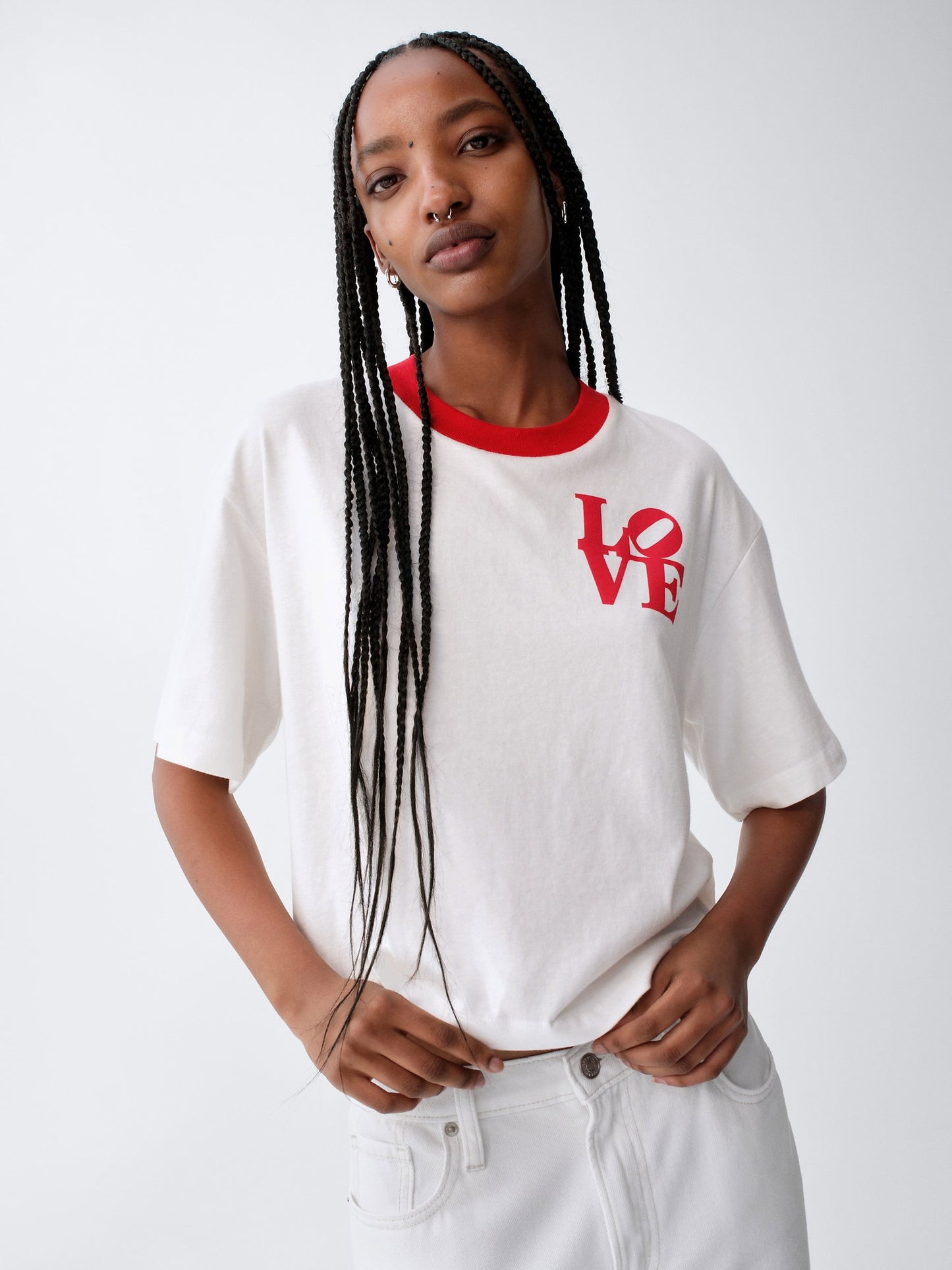 Beyaz Robert Indiana Love Crop T-shirt