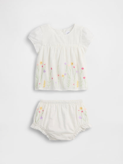 Beyaz Çiçek Işlemeli Outfit Set