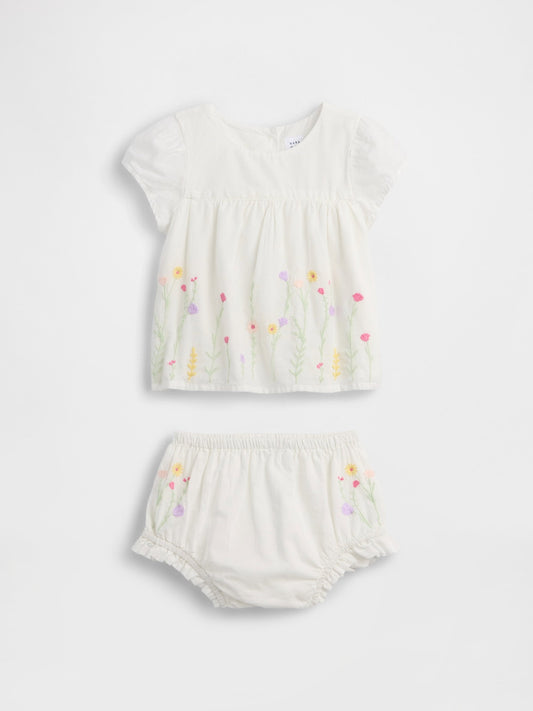 Beyaz Çiçek Işlemeli Outfit Set