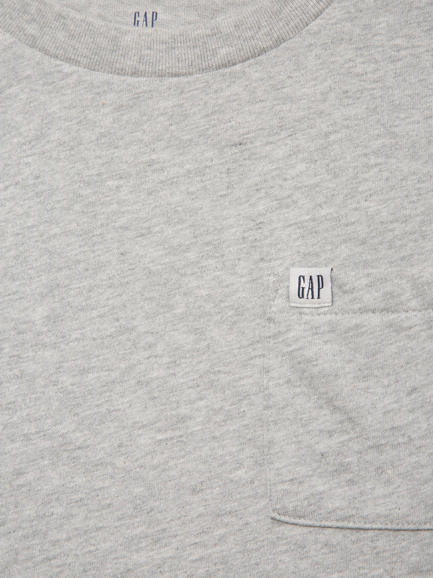 Açık Gri Gap Logo Pocket T-shirt