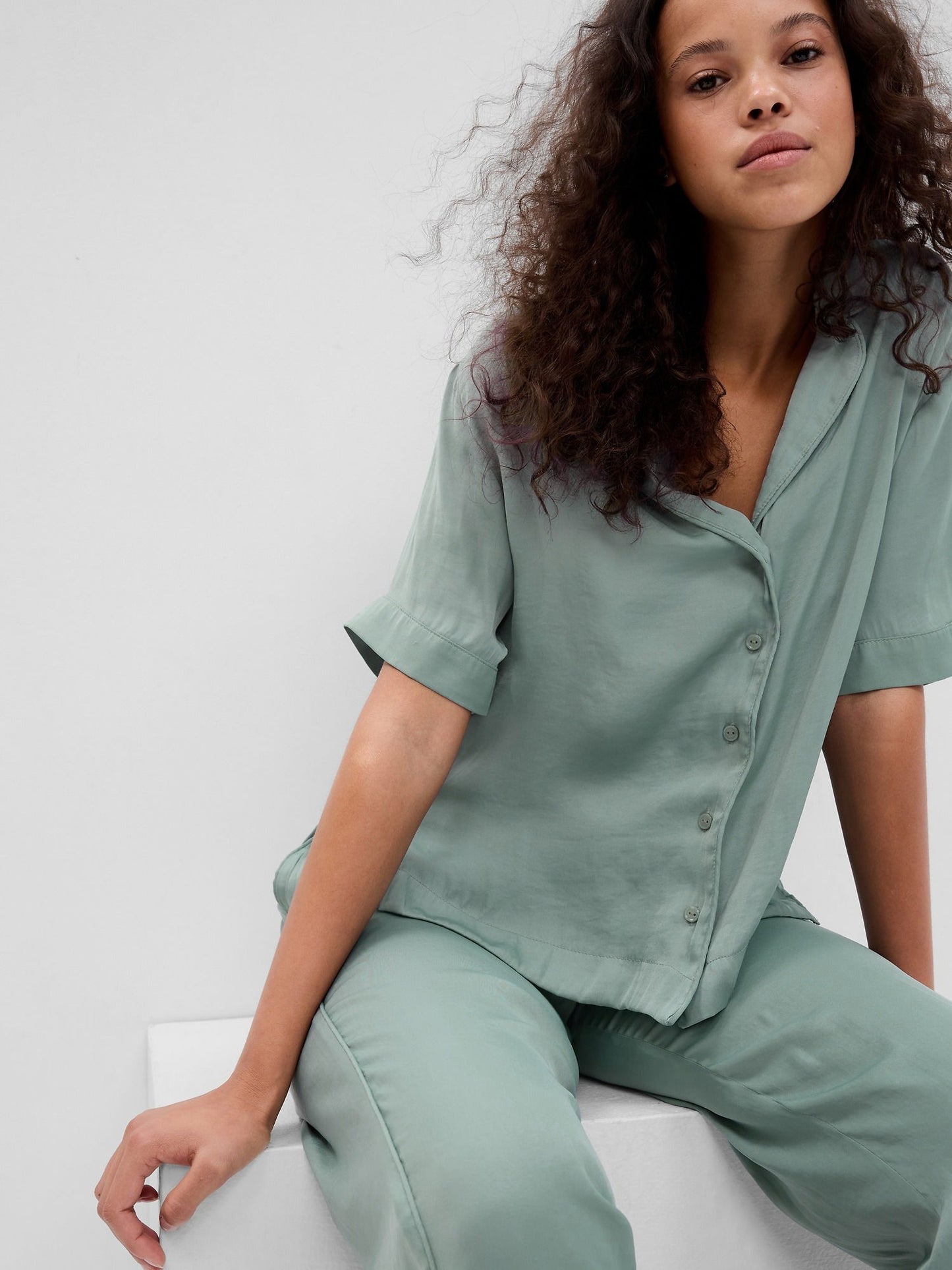 Yeşil Saten Pijama Gömlek