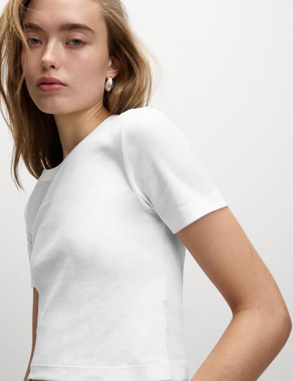 %100 Pamuklu Slim Fit Kısa Kollu Tişört
