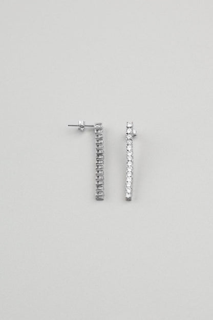 Beyaz Taşlı 18 Ayar Beyaz Altın Kaplama Gümüş Su Yolu Küpe 5110680199