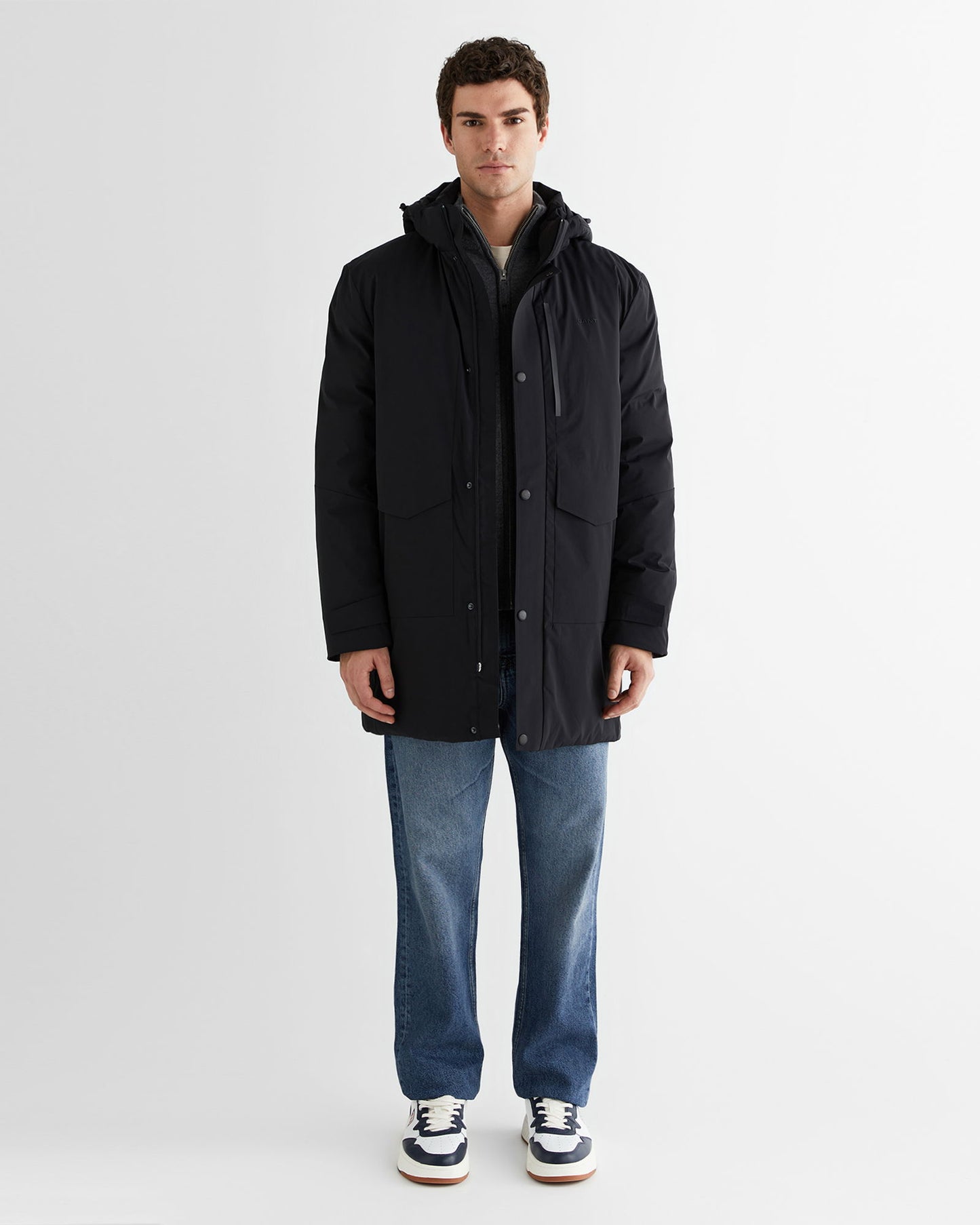 Gant Erkek Siyah Standart Fit Kapüşonlu Mont