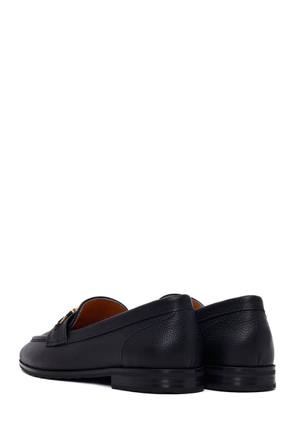 Kadın Siyah Tokalı Maskülen Deri Loafer