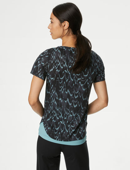Desenli Yuvarlak Yaka T-shirt Seti