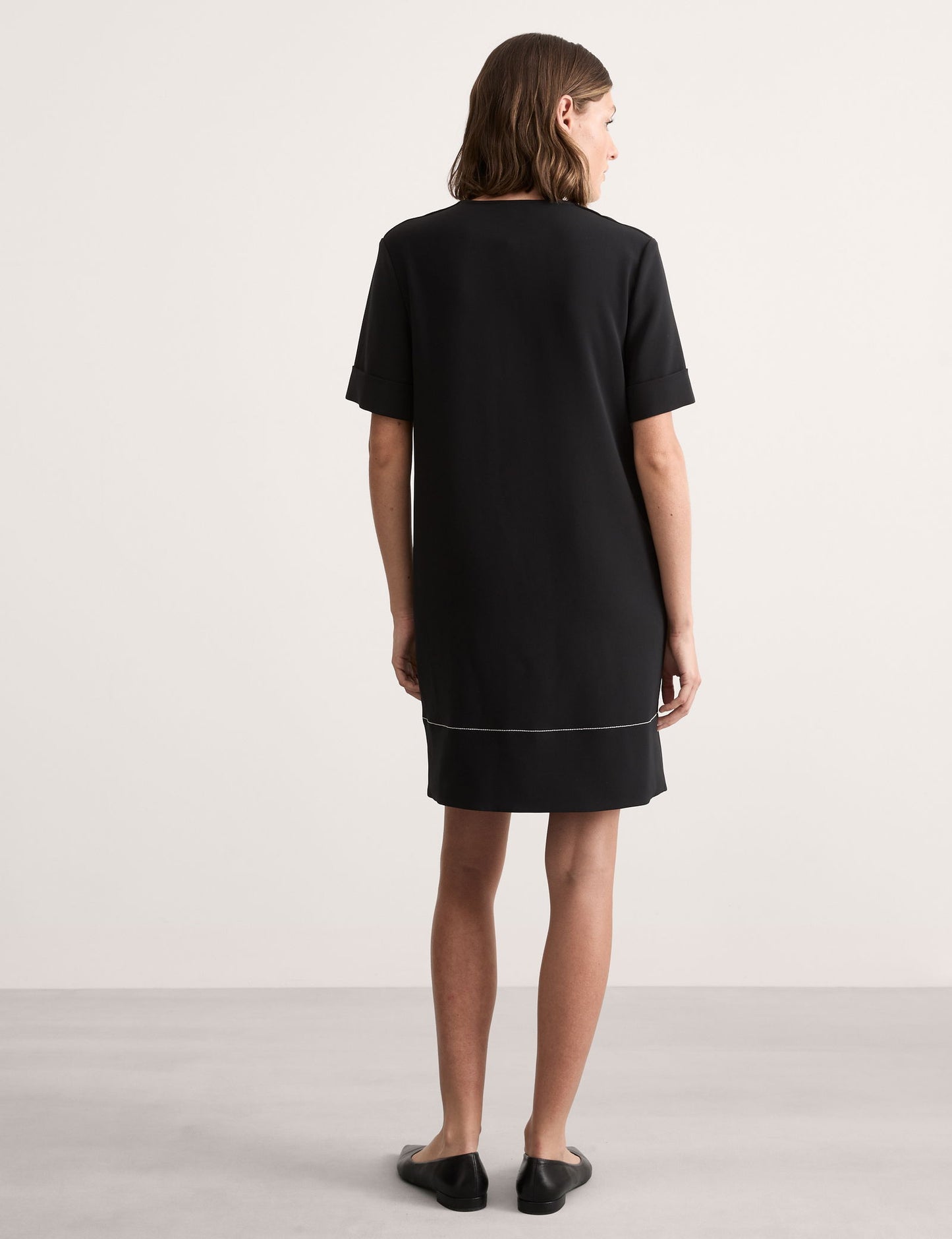 V Yaka Regular Fit Mini Elbise