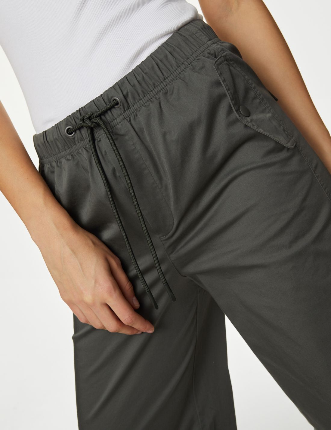 Relaxed Fit Yüksek Bel Paraşüt Pantolon