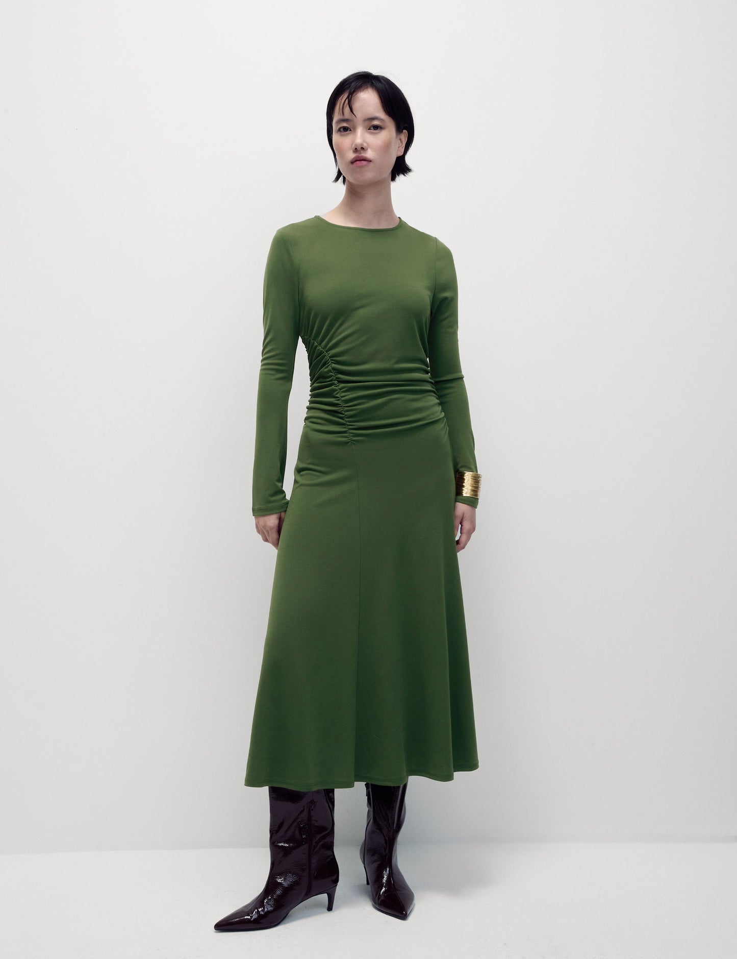 Regular Fit Yuvarlak Yaka Midi Elbise