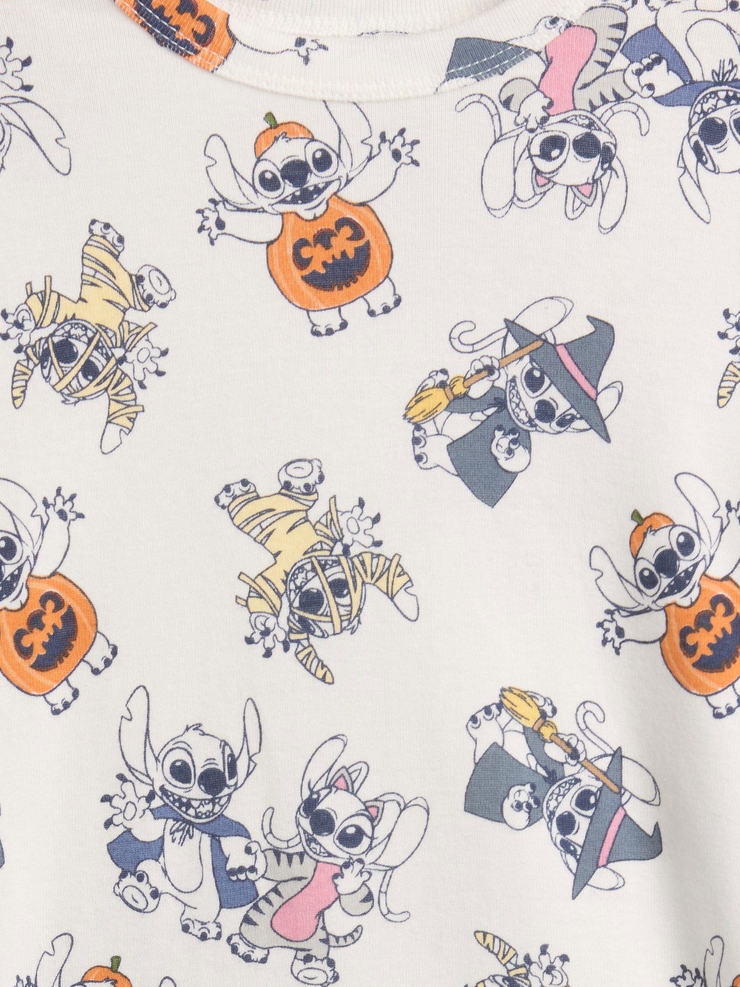Beyaz %100 Organik Pamuk Stitch Grafik Baskılı Pijama Takımı