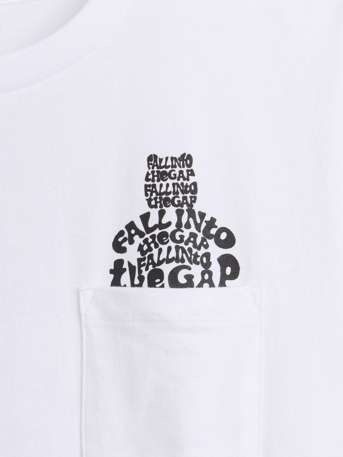Beyaz Brannan Bear Cep T-shirt